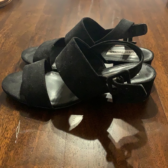 Steven Madden sandals - Picture 2 of 4